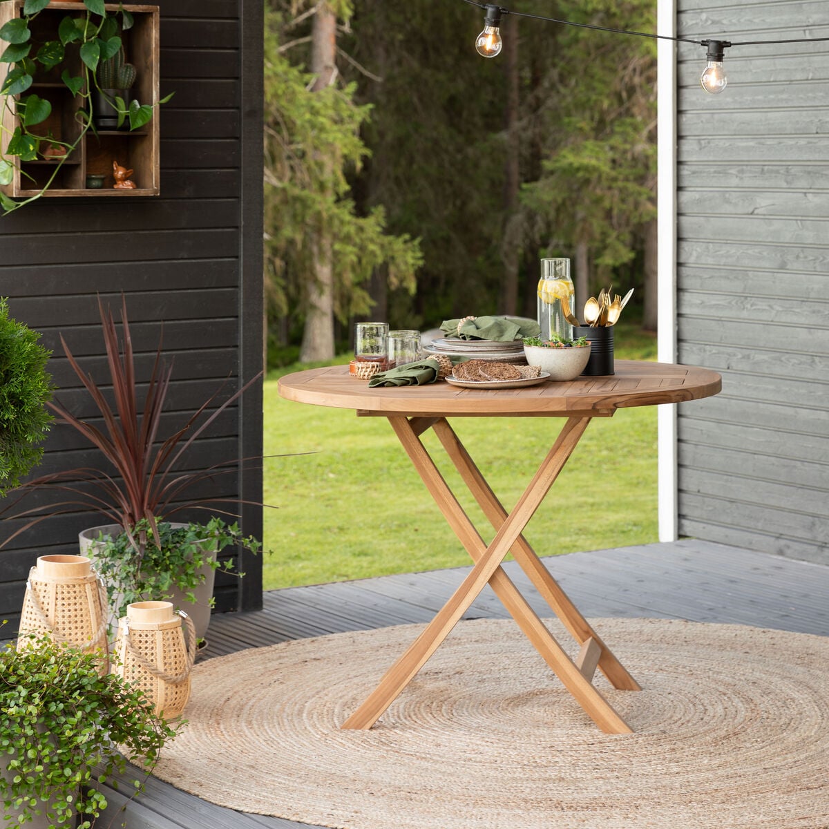 House Nordic Oviedo pyöreä tiikki taittopöytä Ø100 cm